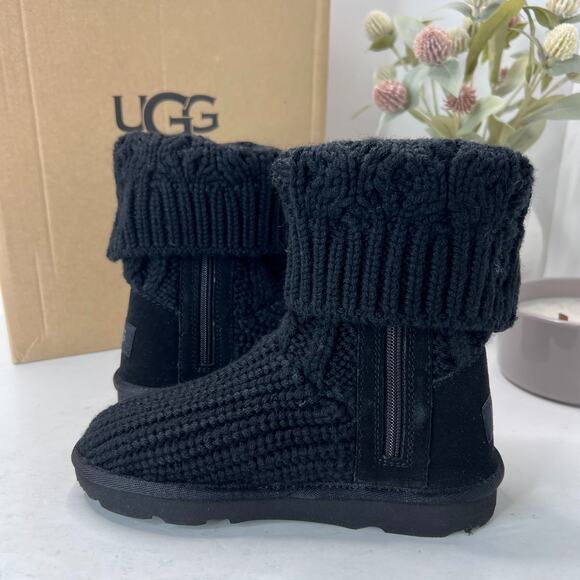 UGG Classic Cardi Cable Knit Boots Foldable Side Zip Black Kids 12 NWB - Picture 11 of 16
